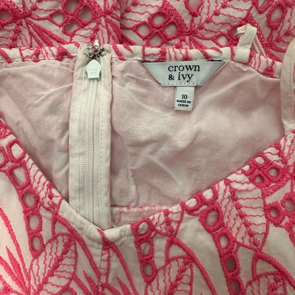 Crown & Ivy Pink and White Embroidered Mini Dress Womens Size 10 EUC - Picture 9 of 10